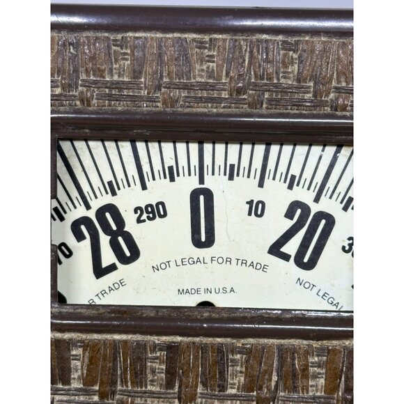 VTG Counselor Bathroom Scale 1960s Wicker Basket Weave Design MCM Retro 10"x9.5" - Picture 8 of 10